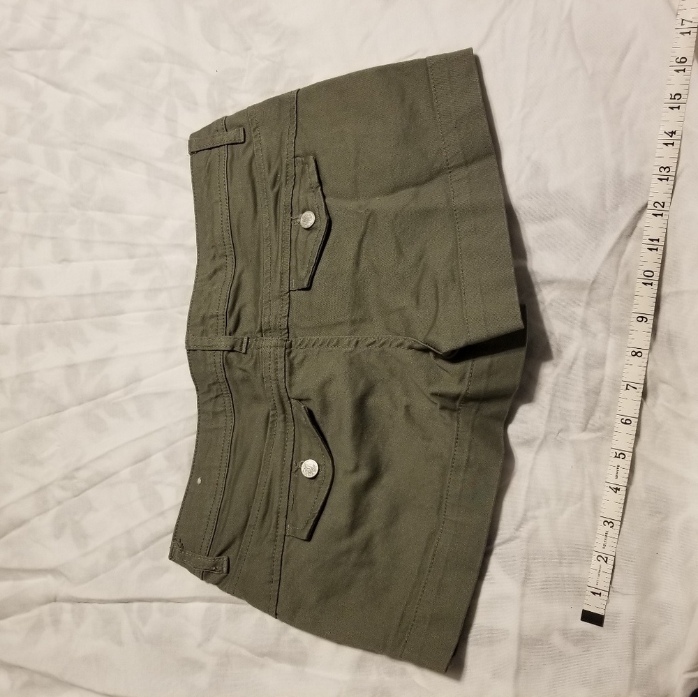 American Rag Shorts - Picture 3 of 5